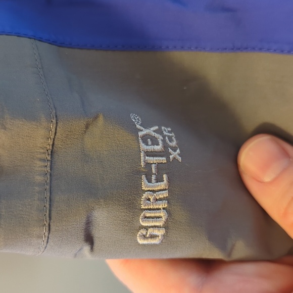 The North Face Gore-Tex Summit Series Winter Jacket, Blue and Gray, Medium women - Picture 3 of 11